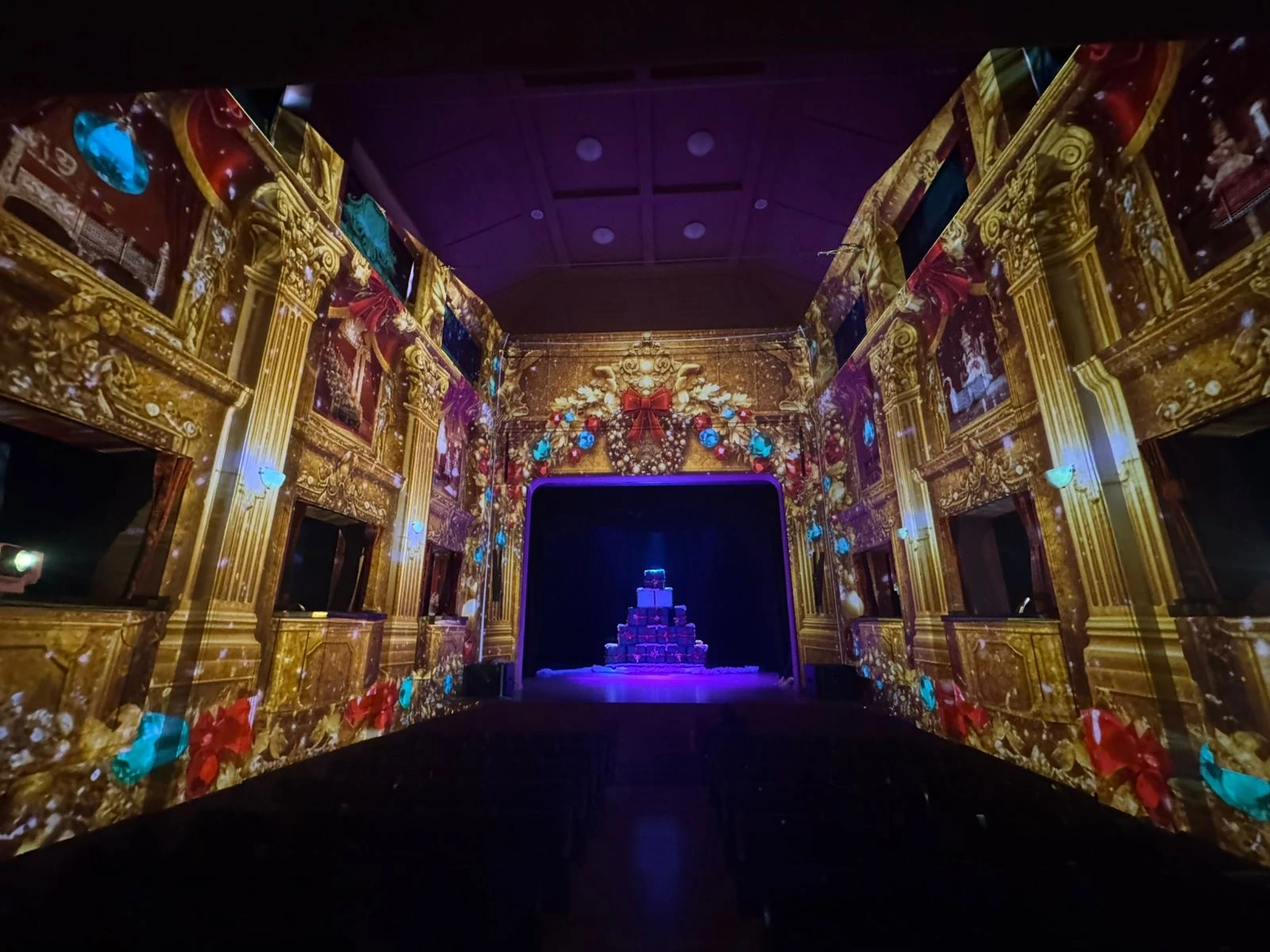 Theater of Puppets